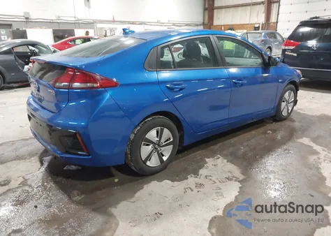 2018 Hyundai Ioniq Hybrid Blue z USA, uszkodzony, nr VIN KMHC65LC2JU102680
